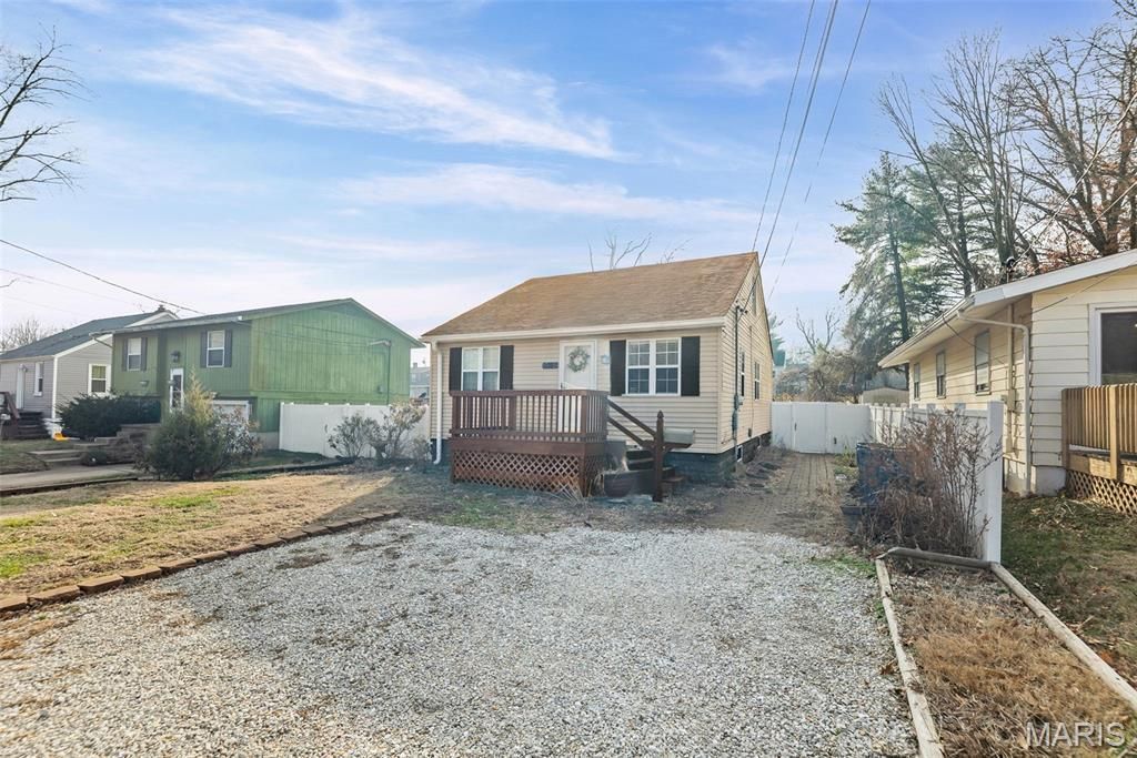 3707 Coronado Drive, Alton, IL 62002 Main Photo