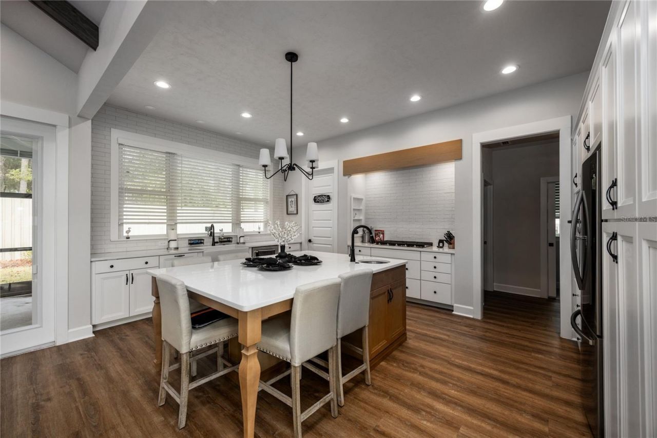 3642 NW 49th Drive, Gainesville, FL 32606 Photo