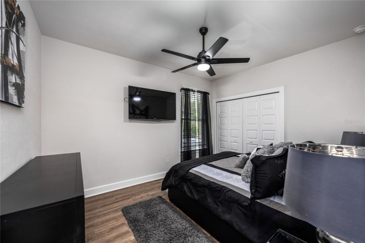 3642 NW 49th Drive, Gainesville, FL 32606 Photo