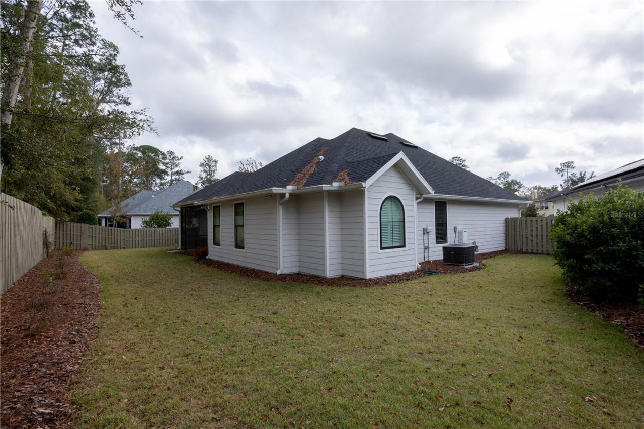 3642 NW 49th Drive, Gainesville, FL 32606 Photo