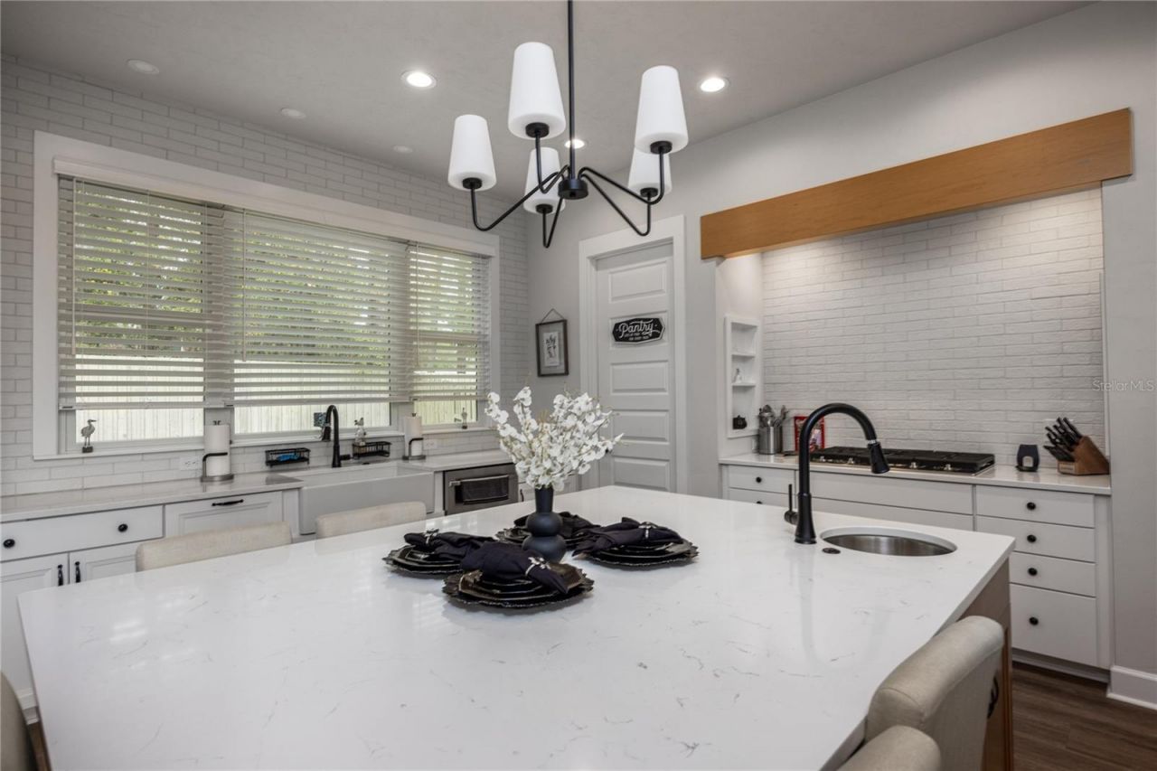 3642 NW 49th Drive, Gainesville, FL 32606 Photo