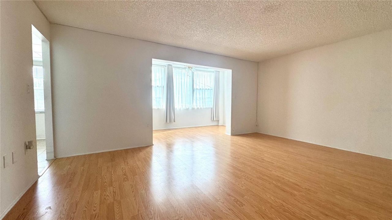 1900 68th Street N, Unit 106, Saint Petersburg, FL 33710 Photo