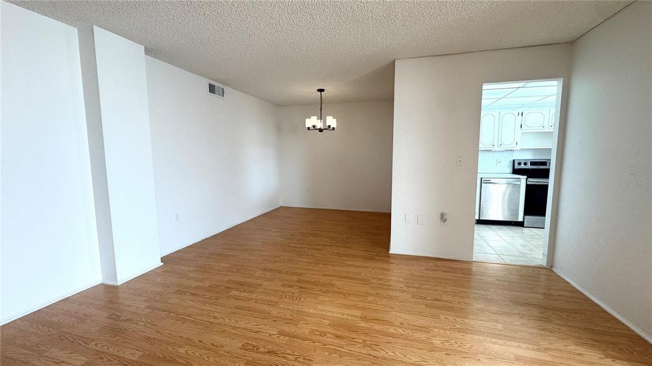 1900 68th Street N, Unit 106, Saint Petersburg, FL 33710 Photo