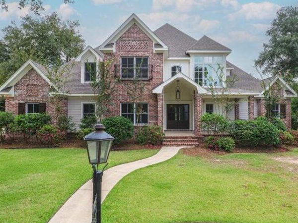 7309 Live Oak Way, Pass Christian, MS 39571