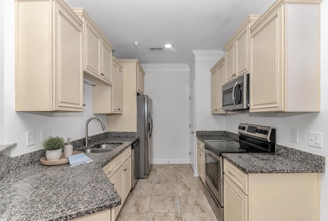 128 Puffin Dr. Photo 8