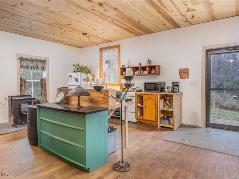 169 Kinderhook Ridge Road, Newport, OH 45768 Photo 6