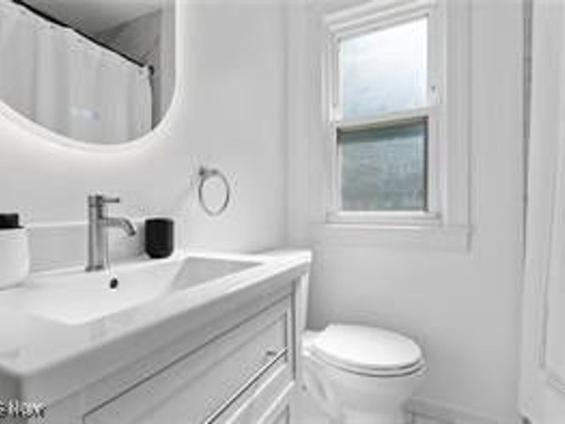 109 Avalon Drive, Bedford Heights, OH 44146 Photo 10