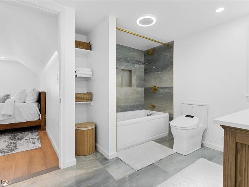 109 Avalon Drive, Bedford Heights, OH 44146 Photo 16