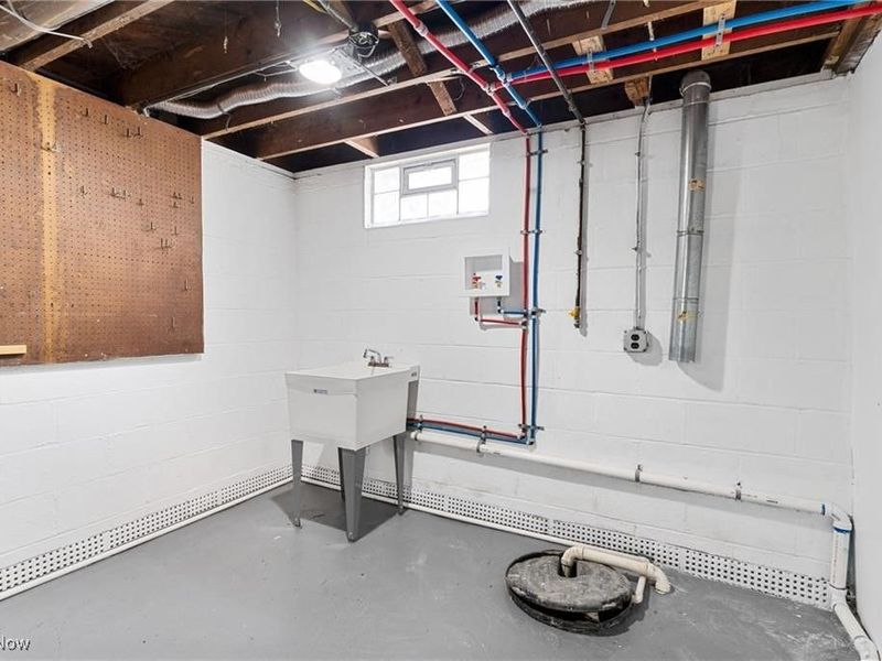 109 Avalon Drive, Bedford Heights, OH 44146 Photo 22