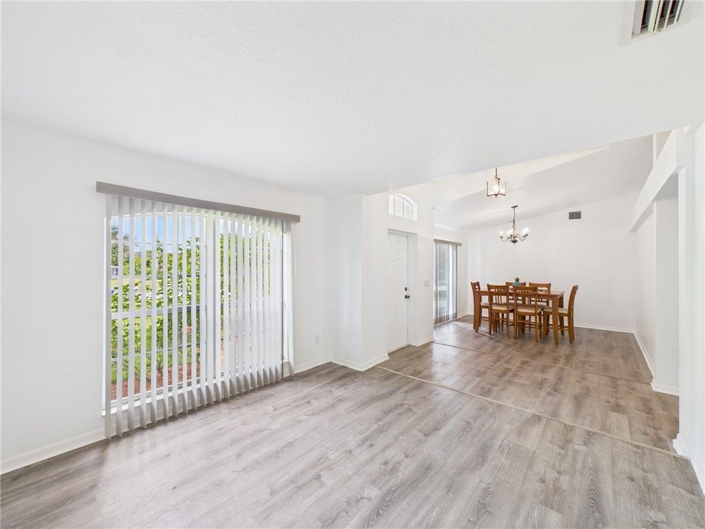 8135 100th Avenue, Vero Beach, FL 32967 Photo