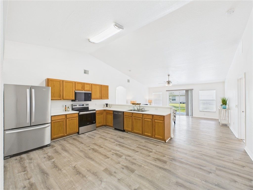 8135 100th Avenue, Vero Beach, FL 32967 Photo