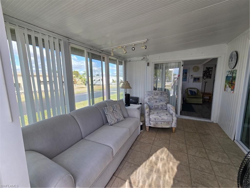 629 Vista Dr, North Fort Myers, FL 33917 Photo