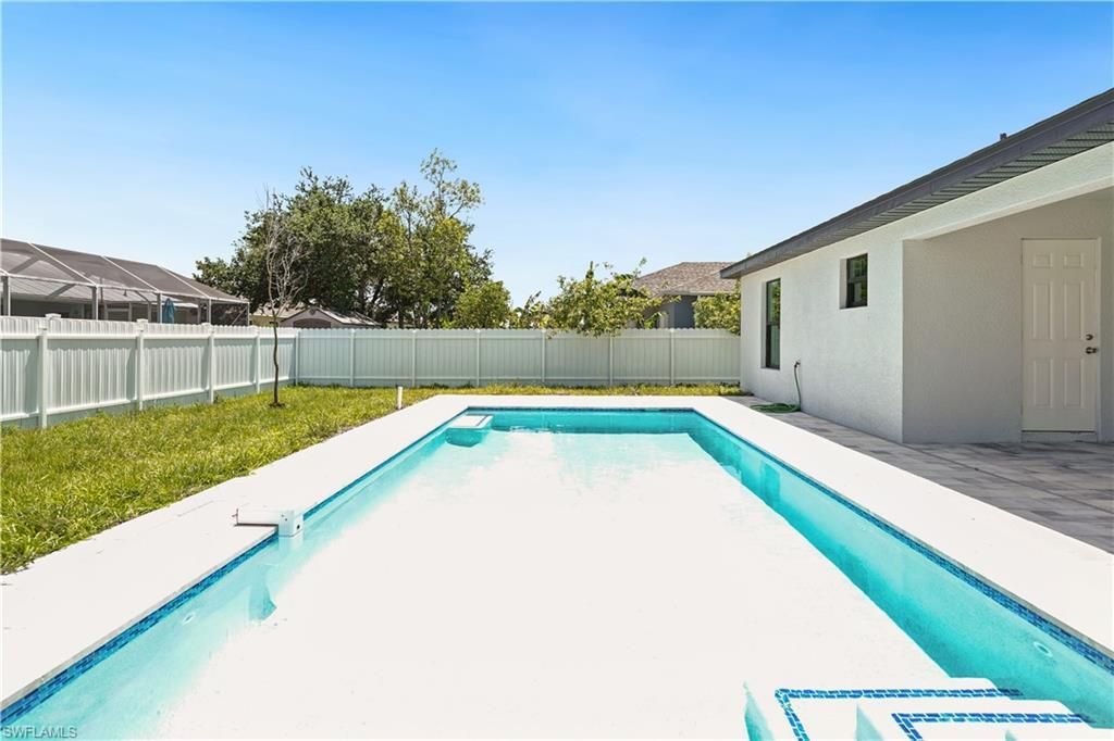 1213 NW 22nd Pl, Cape Coral, FL 33993 Photo