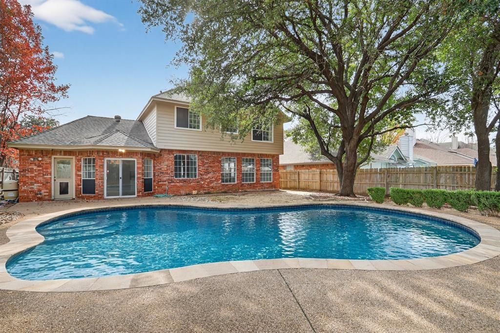 6114 Pinwood Circle, Arlington, TX 76001 Main Photo