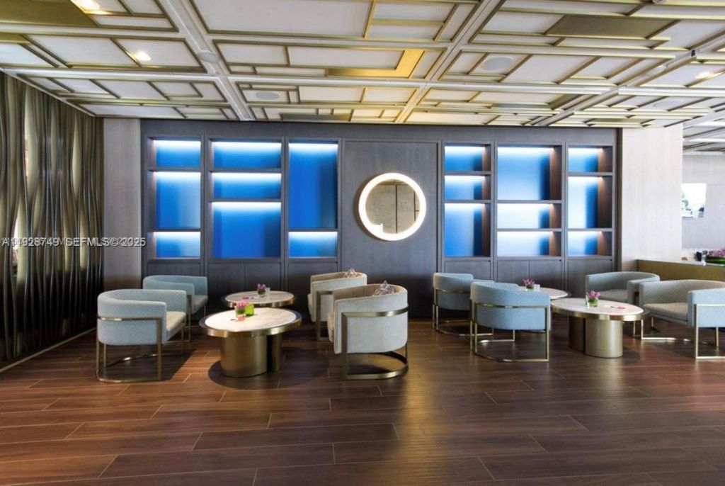 6801 Collins Ave, Unit 718, Miami Beach, FL 33141 Photo