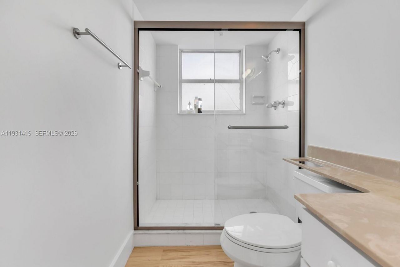 2801 NE 183 St, Unit 301W, Aventura, FL 33160 Photo