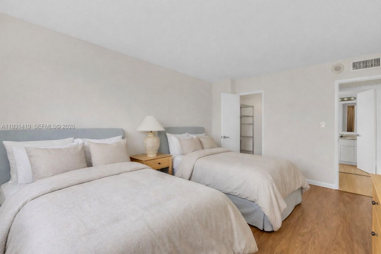 2801 NE 183 St, Unit 301W, Aventura, FL 33160 Photo