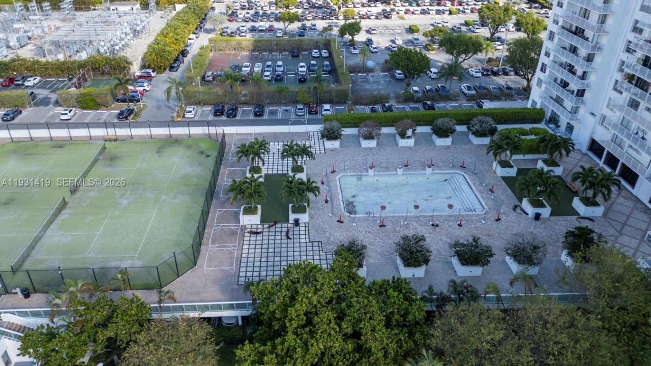 2801 NE 183 St, Unit 301W, Aventura, FL 33160 Photo