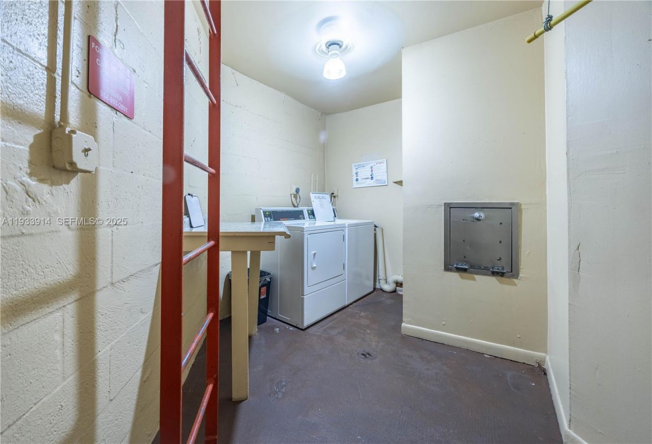 2811 N Pine Island Rd, Unit 309, Sunrise, FL 33322 Photo