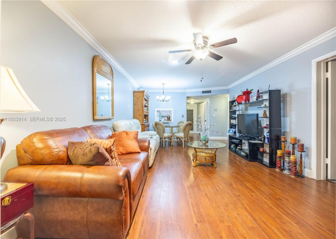 2811 N Pine Island Rd, Unit 309, Sunrise, FL 33322 Photo