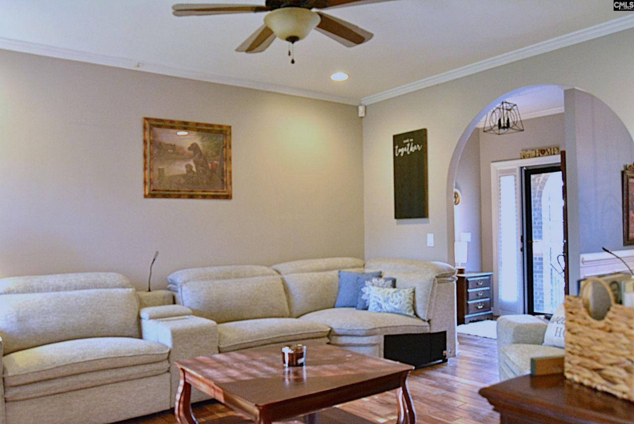 15 Falbrook Court Photo 14