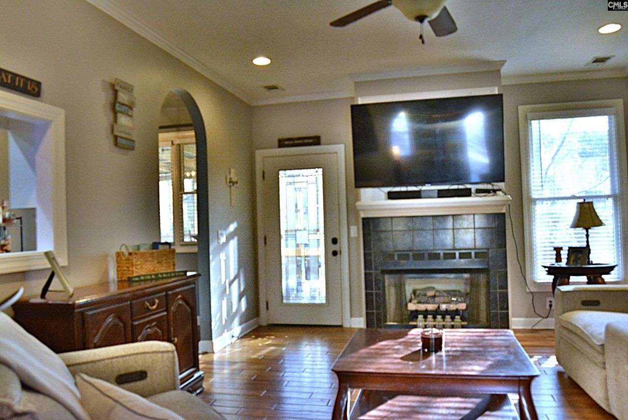 15 Falbrook Court Photo 17