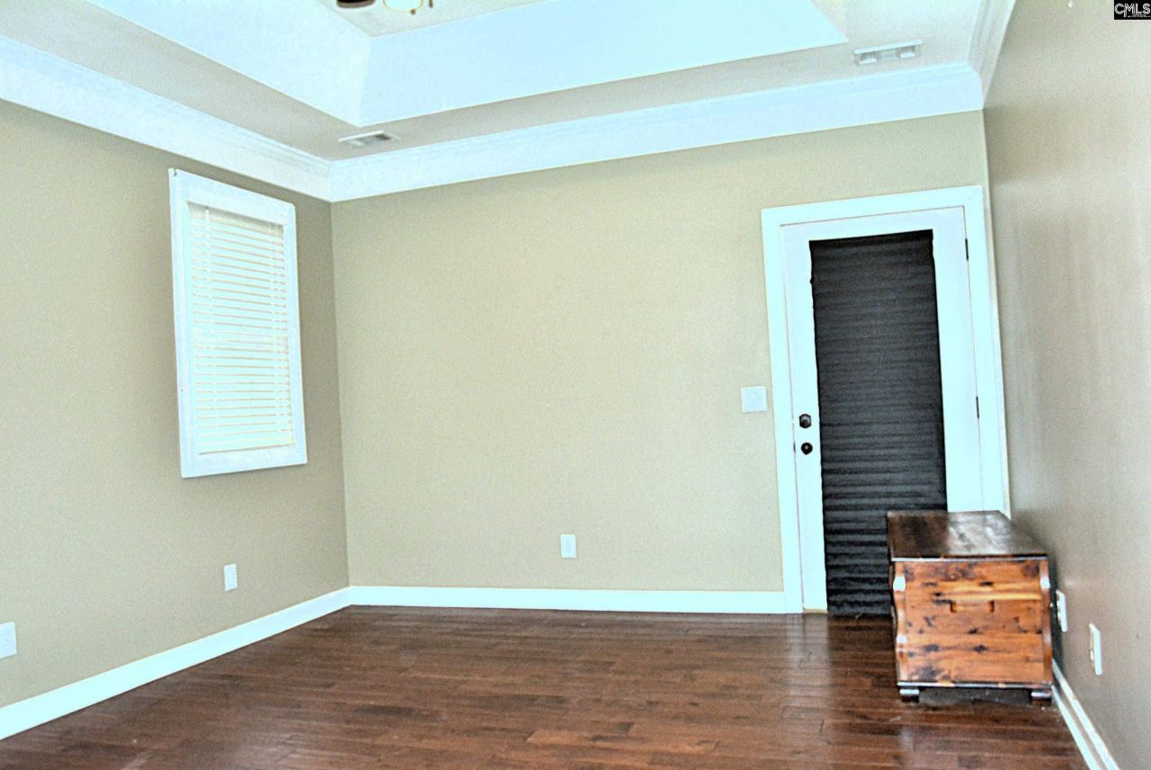 15 Falbrook Court Photo 28