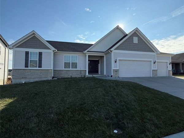 226 Castle Stuart Court, O'Fallon, MO 63368