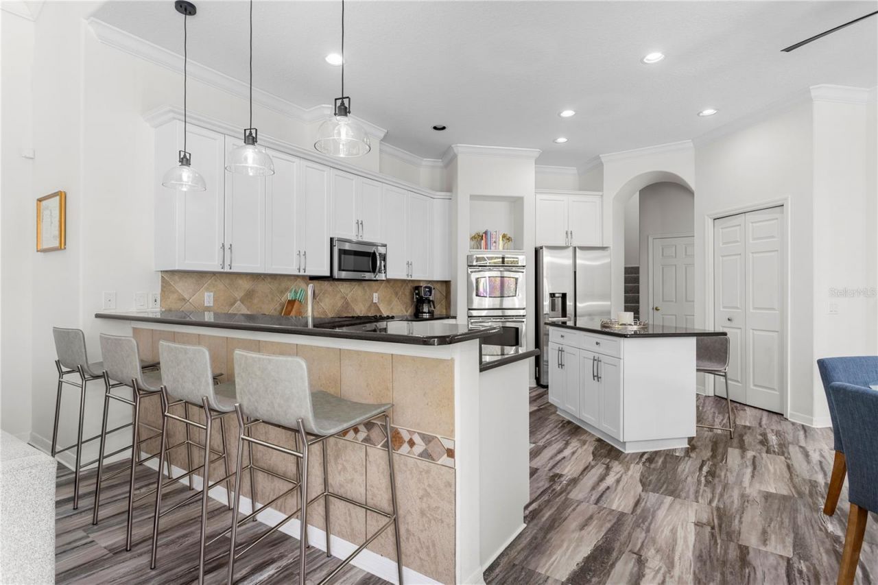 16303 Heathrow Drive, Tampa, FL 33647 Photo