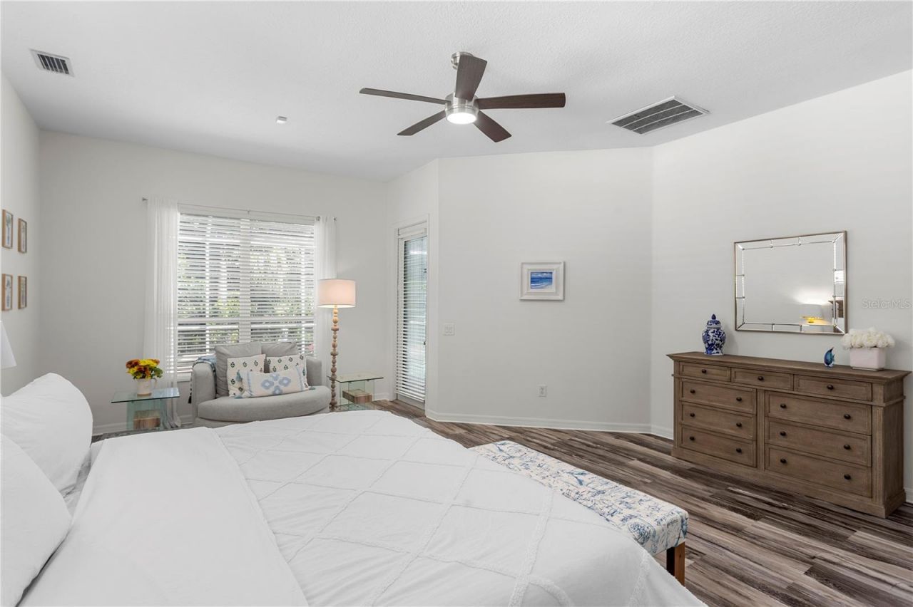 16303 Heathrow Drive, Tampa, FL 33647 Photo