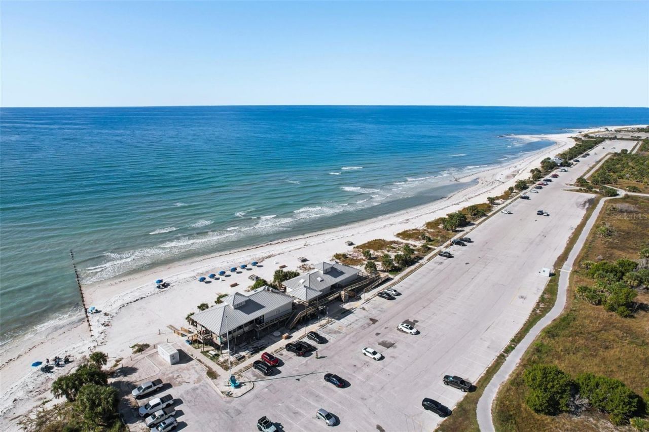 9 Haig Place, Unit 704, Dunedin, FL 34698 Photo