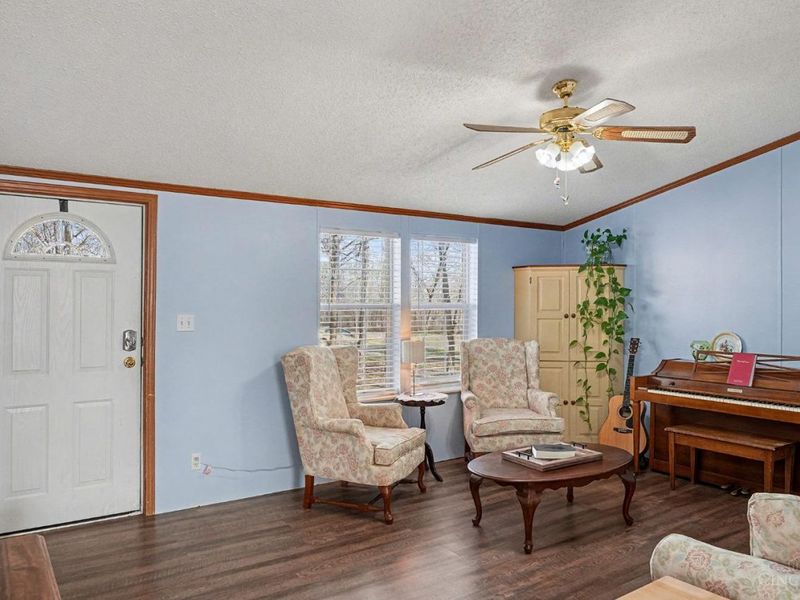 25 Diehl Avenue E, Mowrystown, OH 45155 Photo 4