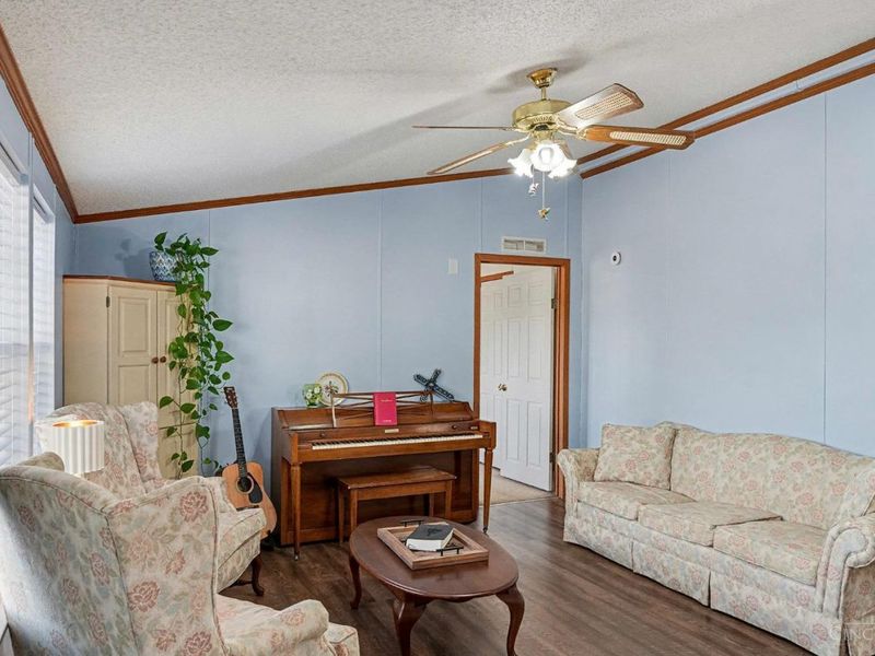 25 Diehl Avenue E, Mowrystown, OH 45155 Photo 5