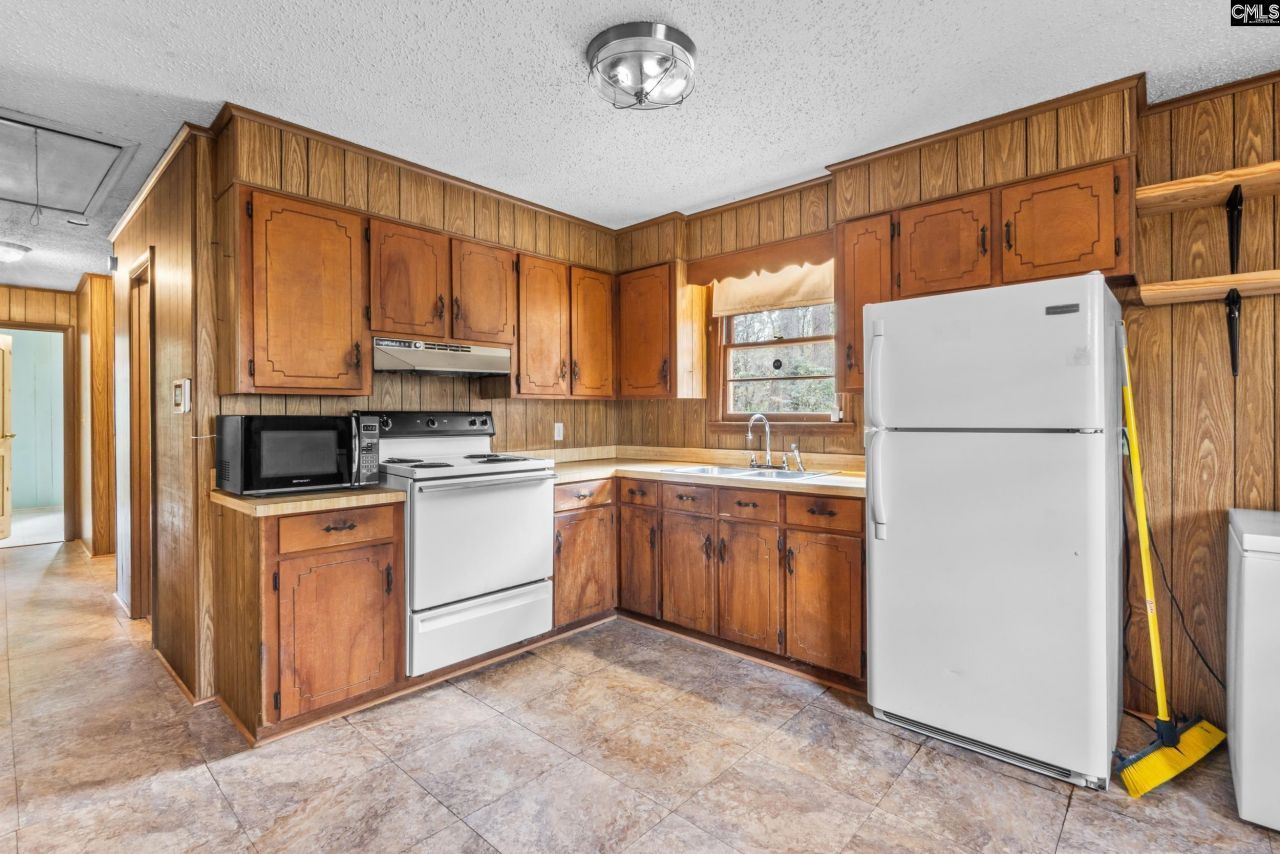 812 Basil Road Photo 7