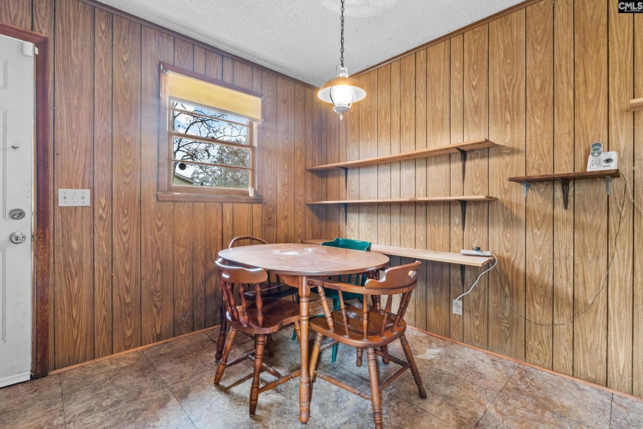 812 Basil Road Photo 9