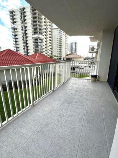 5480 N Ocean Drive, Unit B1a, Singer Island, FL 33404 Photo