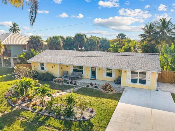 1805 Plover Avenue, Fort Pierce, FL 34949