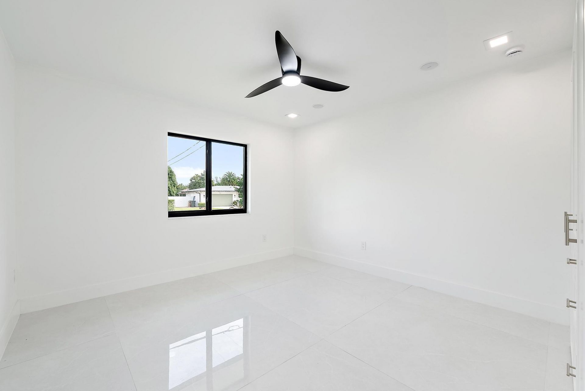 7523 Pine Tree Lane, Lake Clarke Shores, FL 33406 Photo