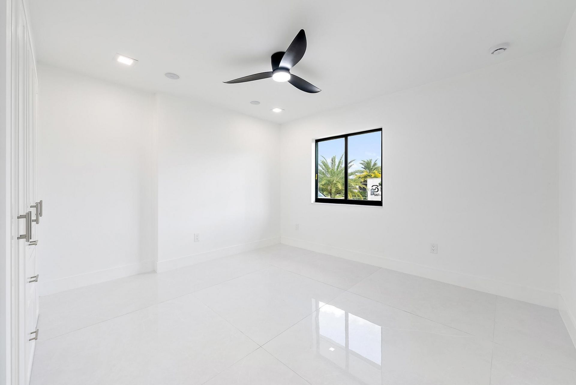 7523 Pine Tree Lane, Lake Clarke Shores, FL 33406 Photo