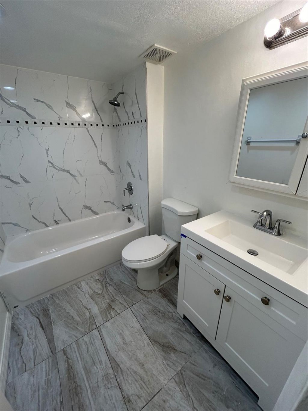 8000 Fairview Drive, Unit 102, Tamarac, FL 33321 Photo