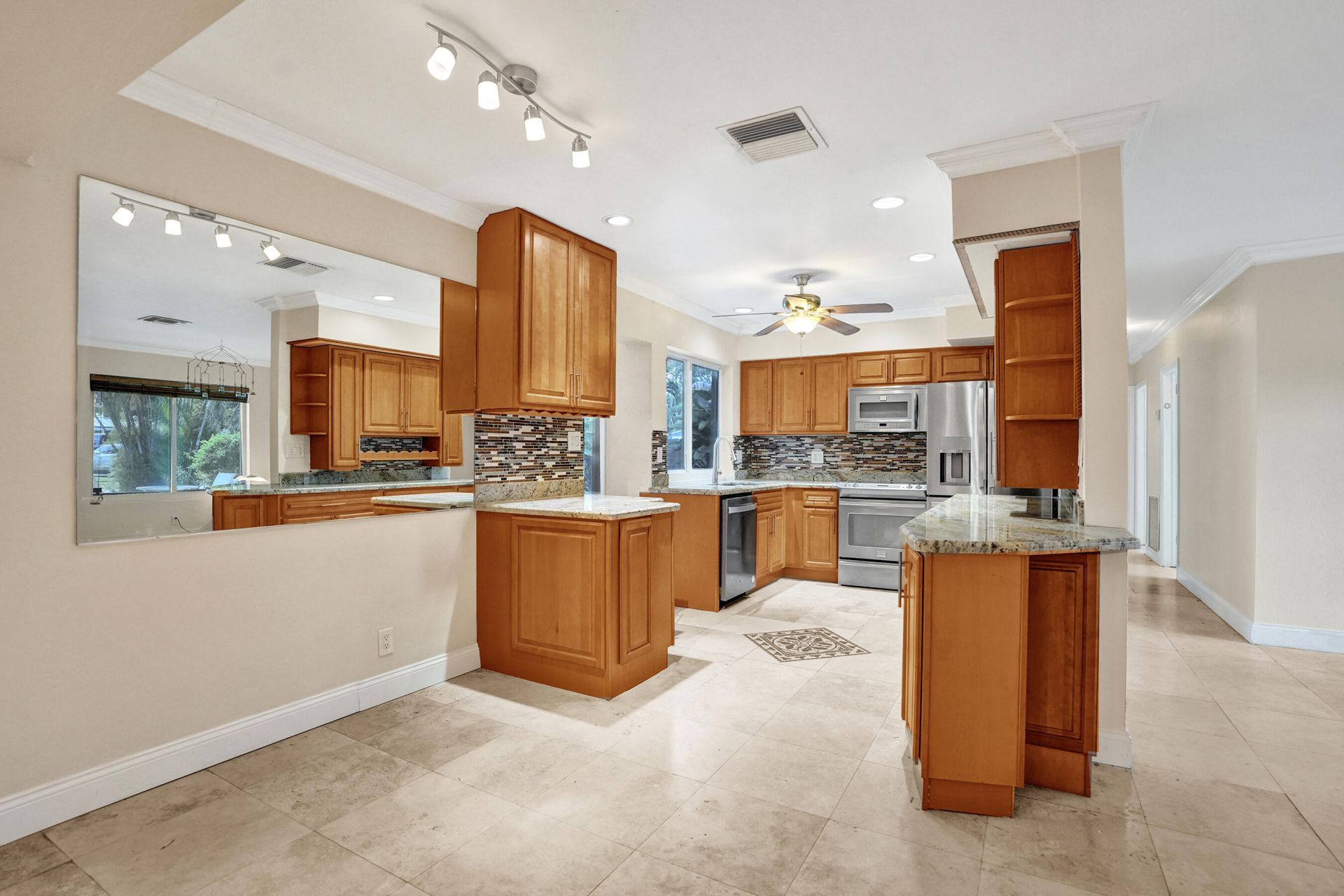 1240 SW 4th Avenue, Pompano Beach, FL 33060 Photo