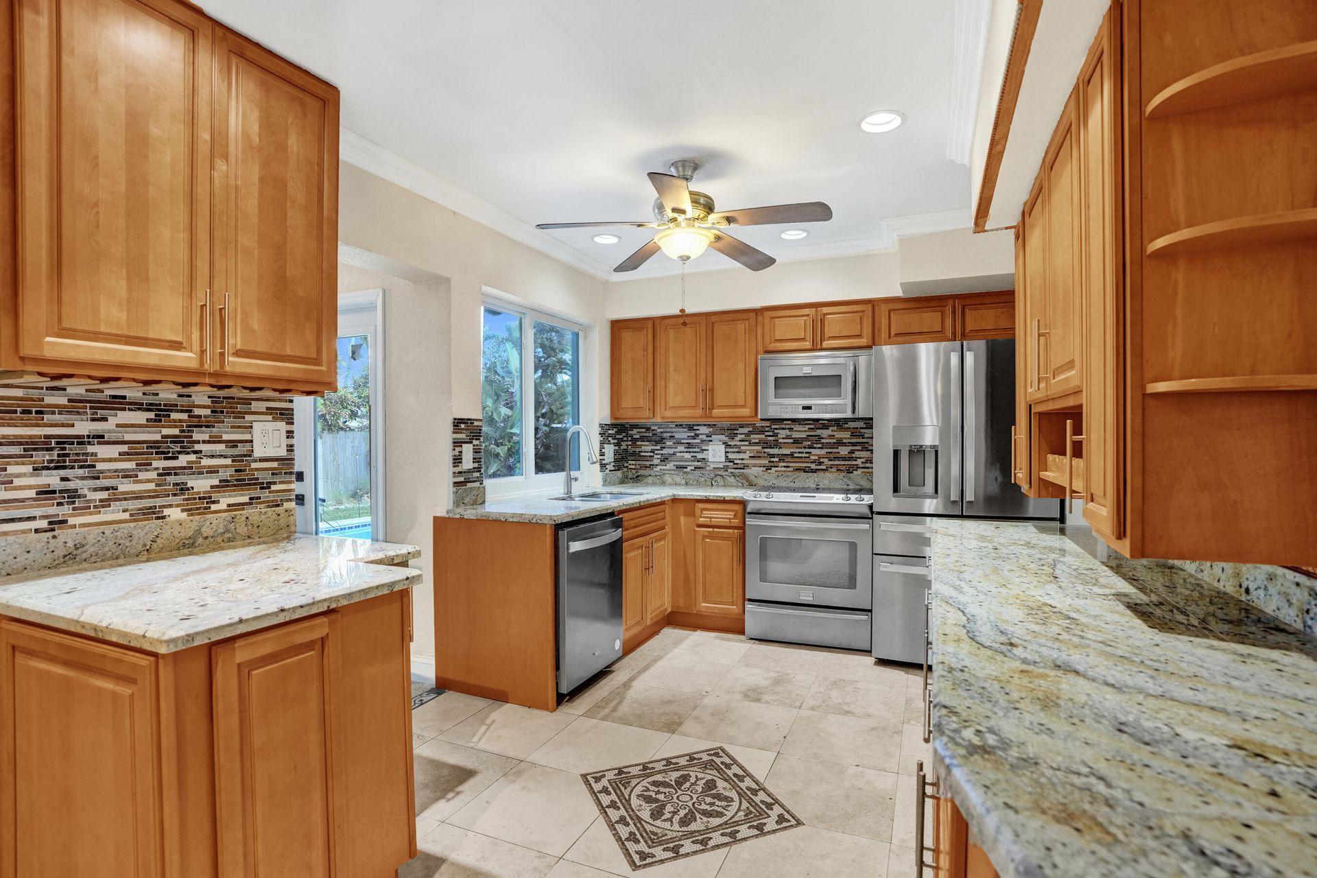 1240 SW 4th Avenue, Pompano Beach, FL 33060 Photo