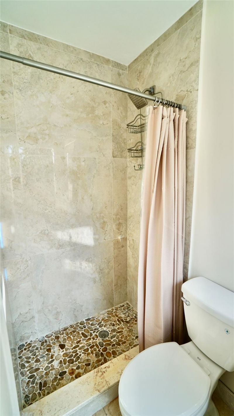 1240 SW 4th Avenue, Pompano Beach, FL 33060 Photo