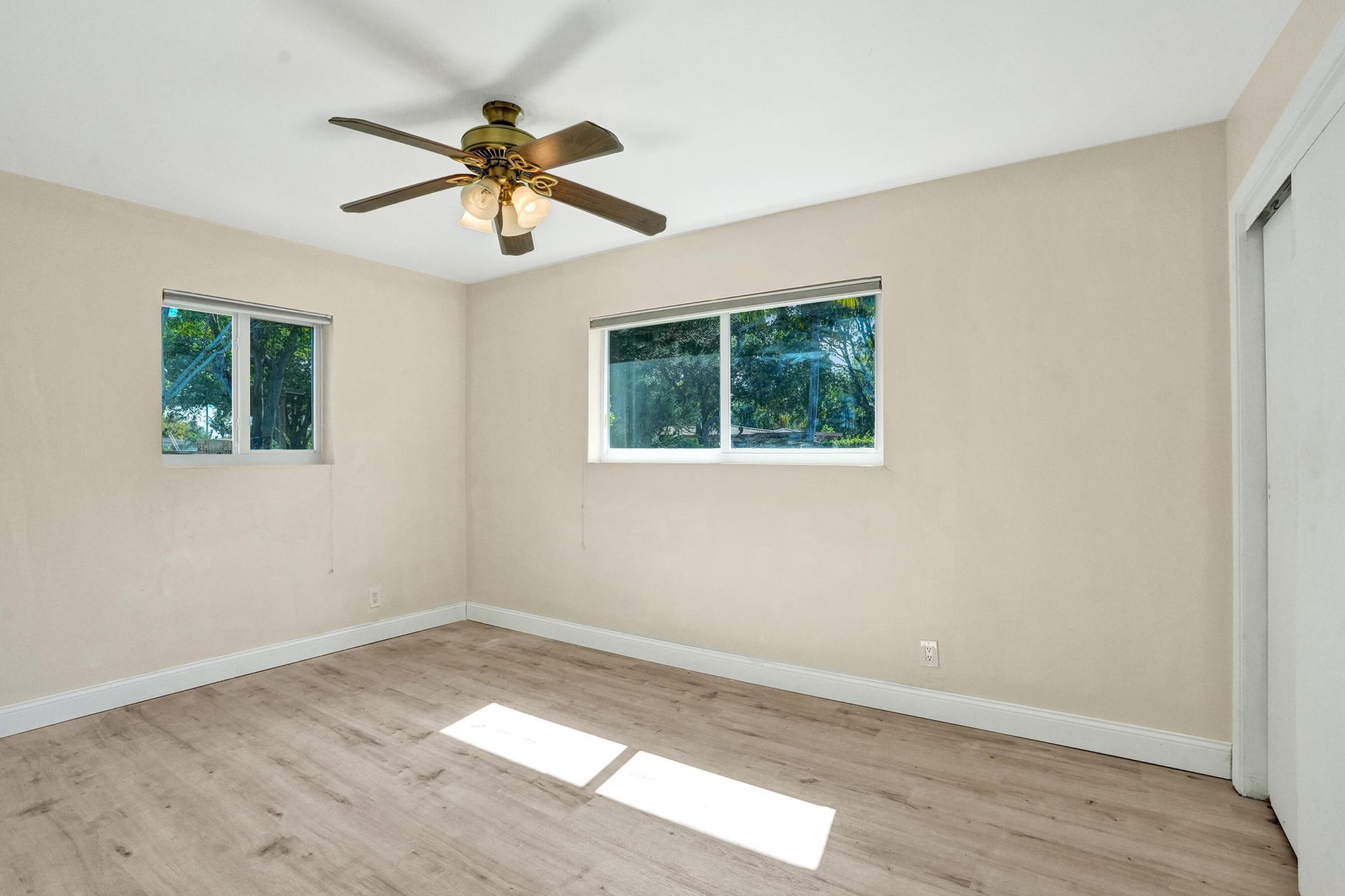 1240 SW 4th Avenue, Pompano Beach, FL 33060 Photo