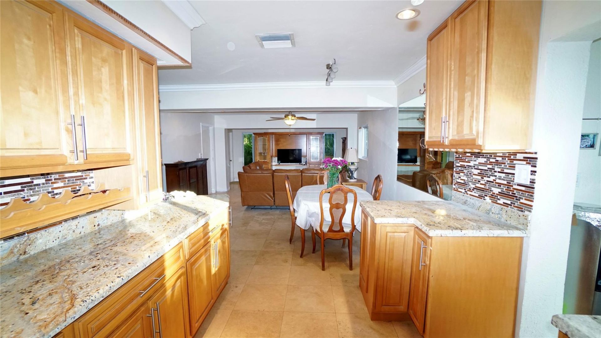 1240 SW 4th Avenue, Pompano Beach, FL 33060 Photo