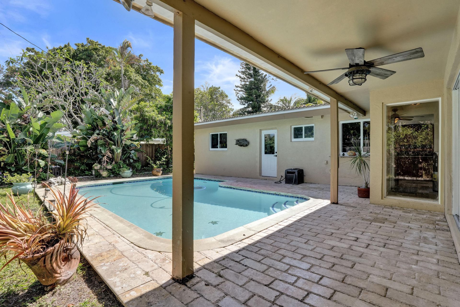 1240 SW 4th Avenue, Pompano Beach, FL 33060 Photo