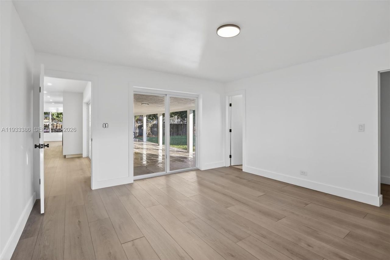 6800 NW 7th St, Plantation, FL 33317 Photo