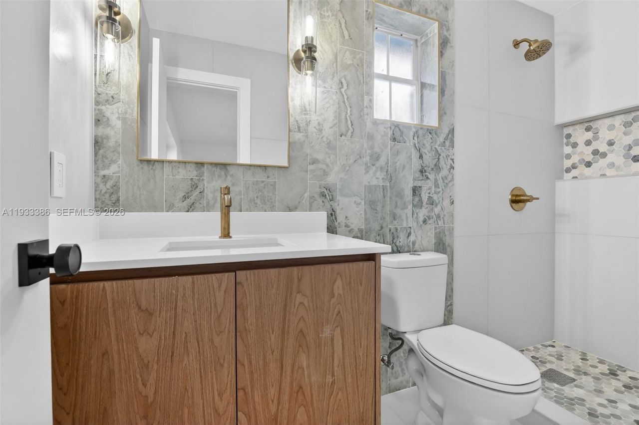 6800 NW 7th St, Plantation, FL 33317 Photo