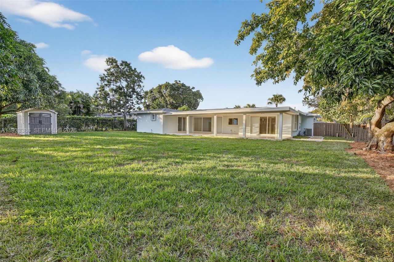 6800 NW 7th St, Plantation, FL 33317 Photo