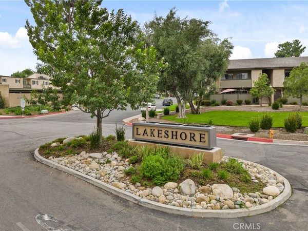 25736 Player Drive, Unit R4, Valencia, CA 91355